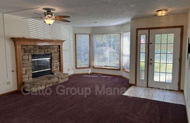 15032 Woodsong Dr Gallery 4