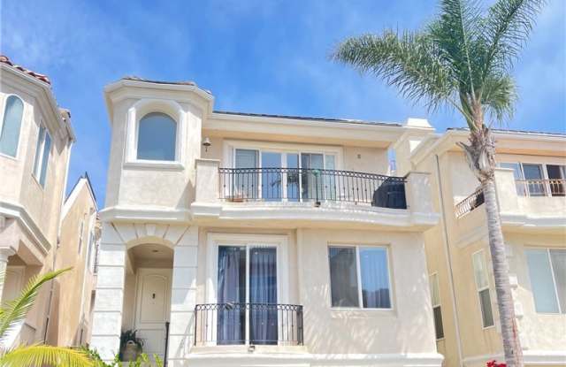 144 Manhattan Avenue - 144 Manhattan Avenue, Hermosa Beach, CA 90254