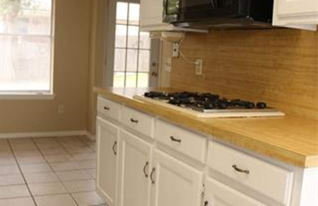 5924 Pleasant Hill Drive Gallery 4