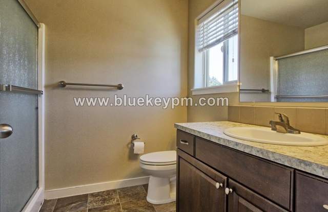 3 Bed, 2.5 Bath Townhome in Walnut Grove photos photos