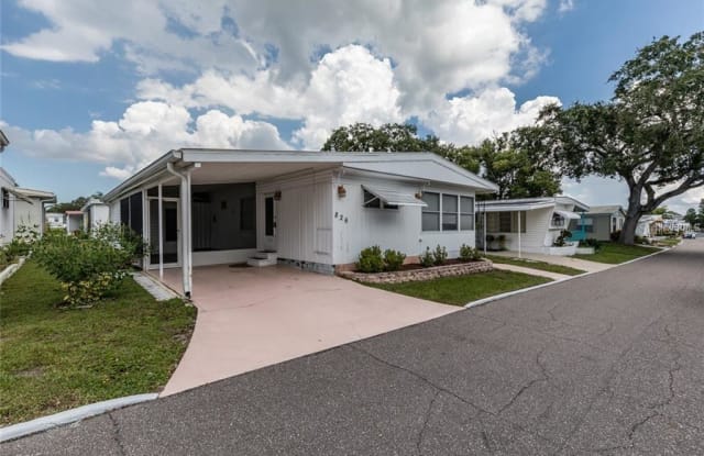 20000 US HIGHWAY 19 N - 20000 US Highway 19 N, Clearwater, FL 33764
