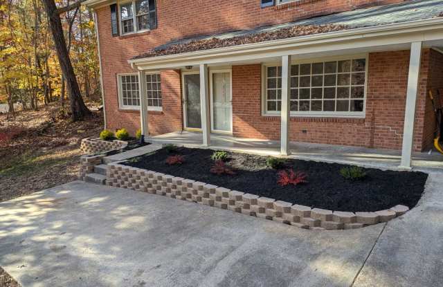 313 Hermitage Dr - 313 Hermitage Drive, Danville, VA 24541