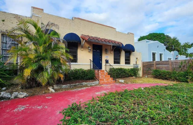 2369 SW 17th St photos photos 2369 SW 17th St photos photos