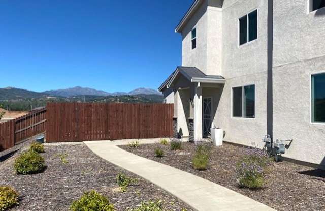 Luxury Townhome in West Redding! photos photos