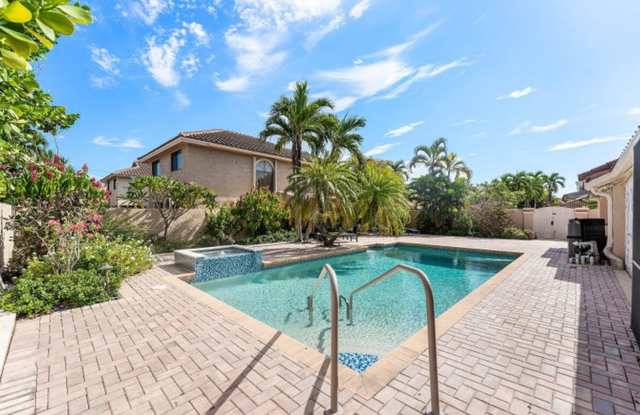 559 NW 38TH Terrace, Deerfield Beach, FL 33442 - 7325 Gallery 1