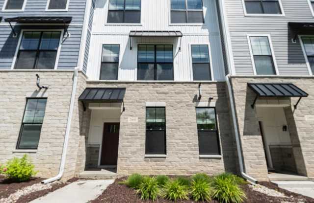 2891 Rayfield Avenue photos photos