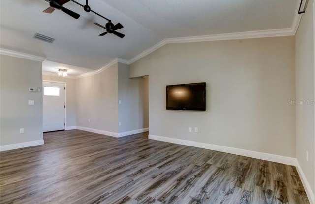 1431 NOELL BOULEVARD Gallery 4