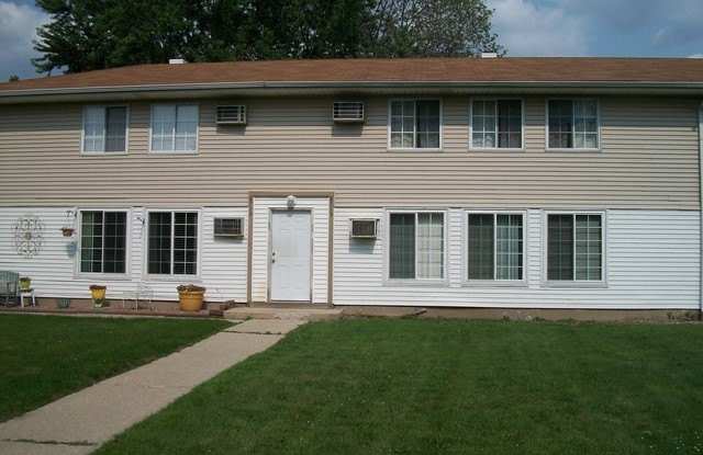 8713 S Keeler Avenue - 8713 South Keeler Avenue, Hometown, IL 60456