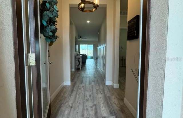1127 PIPESTONE Place Gallery 2