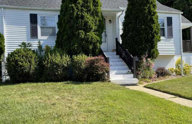 17 Clarence Avenue photos photos