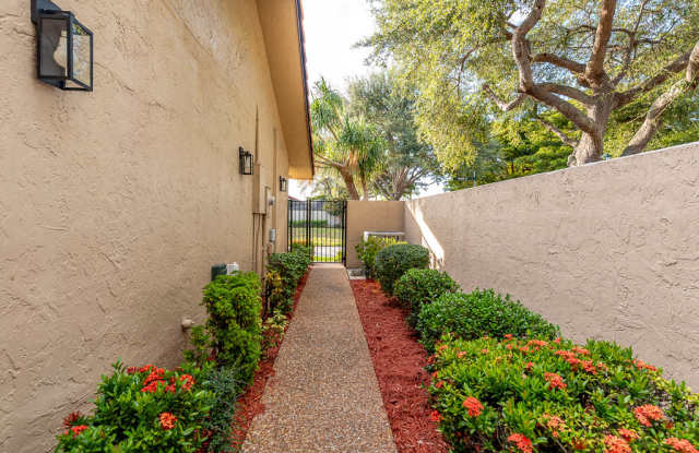 6876 Palmar Ct Gallery 2