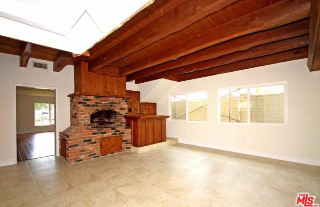 4114 VAN BUREN Place Gallery 4