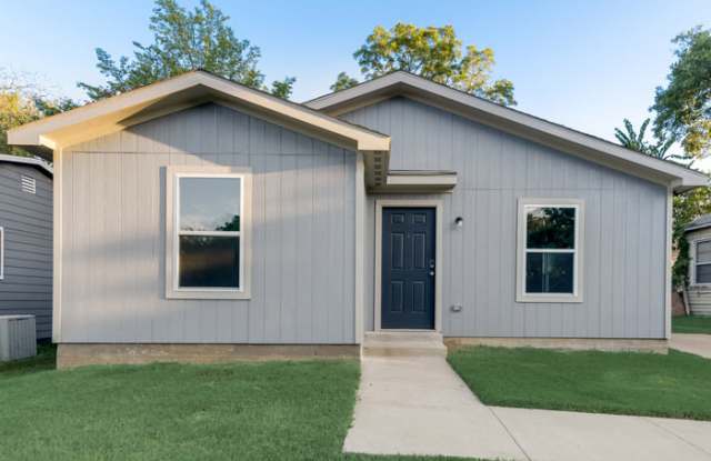 1504 Avenue D - 1504 Avenue D, Fort Worth, TX 76104
