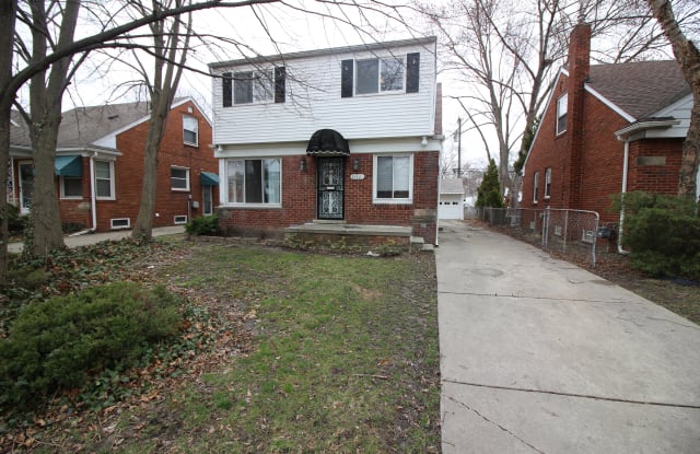 21421 Bournemouth St - 21421 Bournemouth Street, Harper Woods, MI 48225