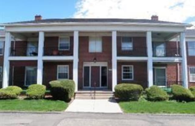 27709 W ECHO VLY UNIT 200 - 27709 Echo Valley West, Farmington Hills, MI 48334