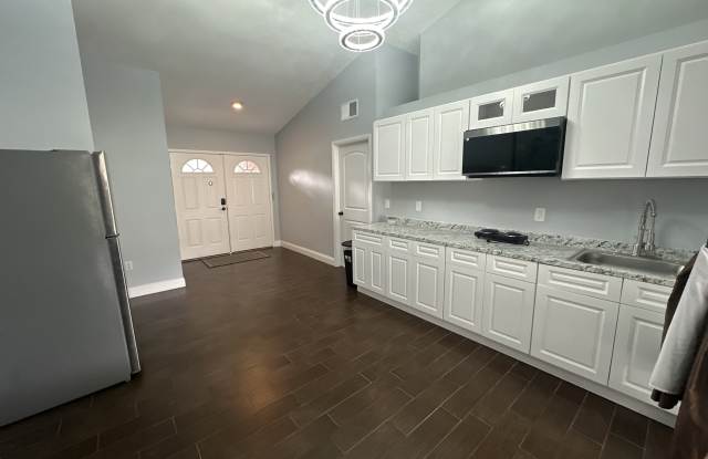 908 Wicketrun Dr photos photos