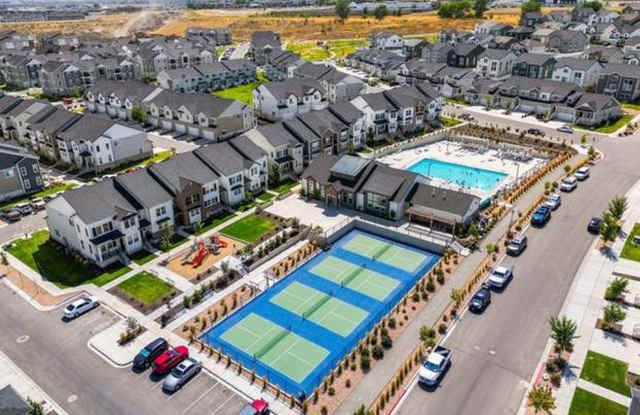 Amenity-Rich Top-Floor Condo in Lehi photos photos