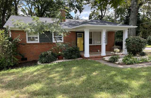 Updated 3 Bed Brick Ranch near Camp North End - 1900 Haines Street, Charlotte, NC 28216