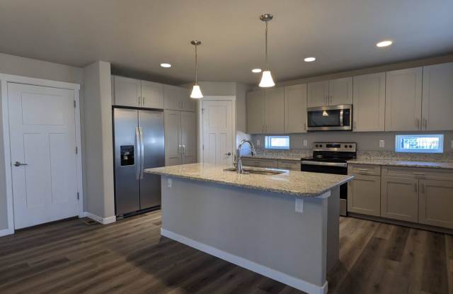 4 Bedrooms | 3.5 Bathrooms | 2-Car Garage | Finished Walkout Basement | Fenced Yard | Pikes Peak Views Gallery 4