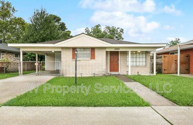2455 Mercedes Blvd photos photos