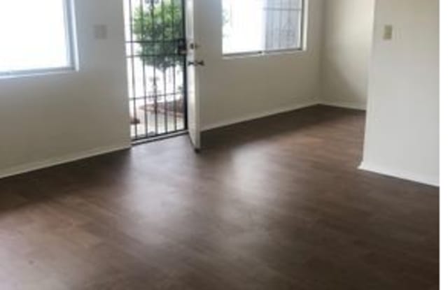4438 Menlo Ave - 4438 Menlo Avenue, San Diego, CA 92115