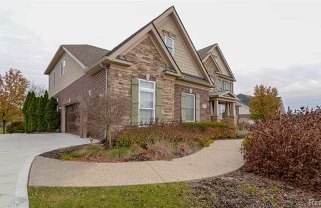 17174 CRESTBROOK Drive Gallery 4