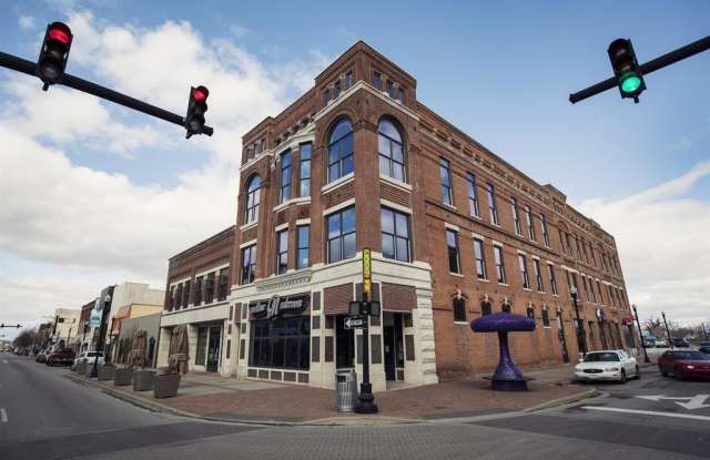 100 Allen St Apt #2B Gallery 2