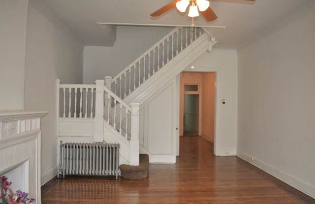 2242 Brookfield Avenue Gallery 3