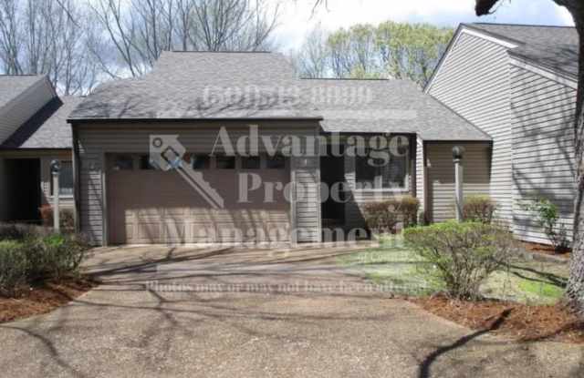 601 Woodlawn Dr Gallery 1