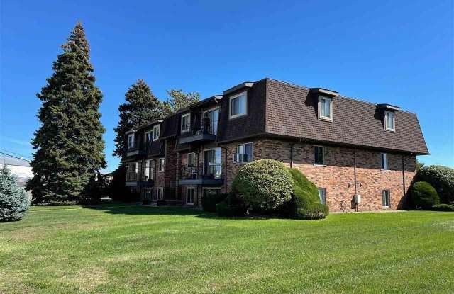 101 Riviera - 101 Riviera Drive, St. Clair Shores, MI 48080