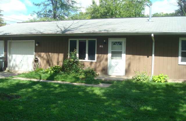366 Wilmot Ave photos photos