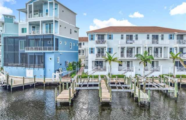 5816 SW Shell Cove Drive unit: 118 photos photos