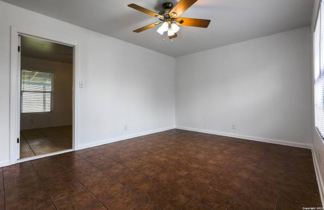 5434 PLUMTREE DR Gallery 3