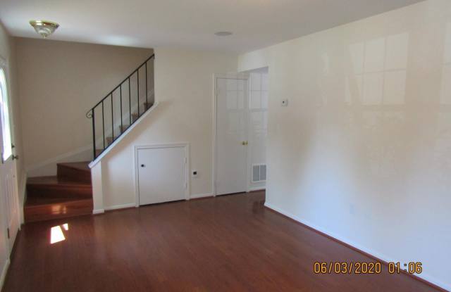 4158 HAMLIN COURT Gallery 4