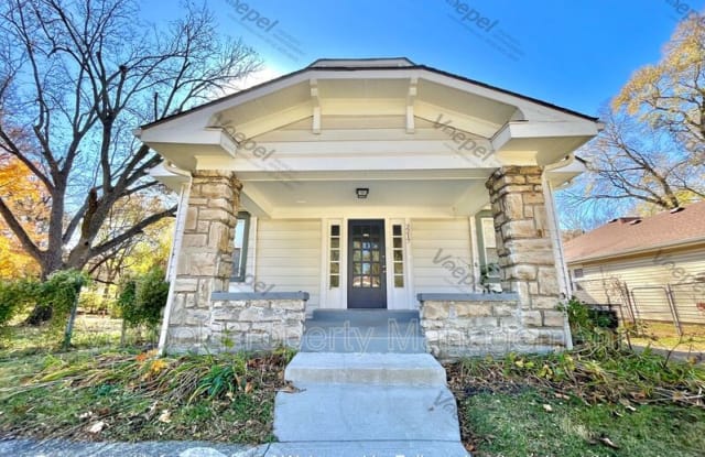 2217 E 73rd St. - 2217 East 73rd Street, Kansas City, MO 64132