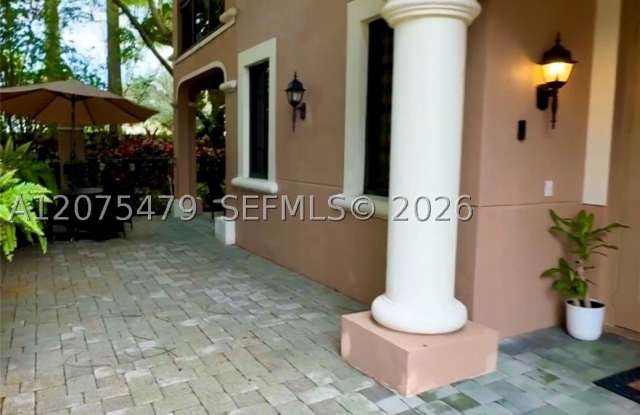 2787 Center Ct Dr Gallery 3
