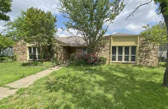 208 Nob Hill Place - 208 Nob Hill Place, Allen, TX 75013