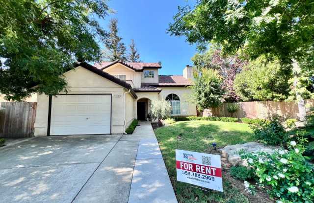 $2,495 Shepherd  Maple, 3 Bedroom 3 full Bathrooms - Eclipse Ave, Fresno - Spacious backyard photos photos
