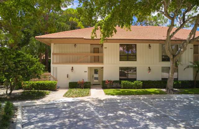 563 Brackenwood Place Gallery 3