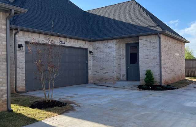 3 bed 2.5 bath home in The Enclave photos photos