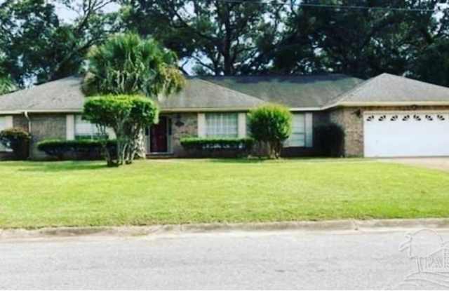 5705 Admiral Doyle Rd photos photos