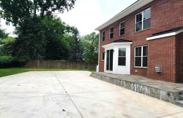 17031 GEORGIA AVENUE photos photos