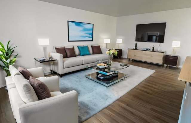 Shelby Courts photos photos Shelby Courts photos photos