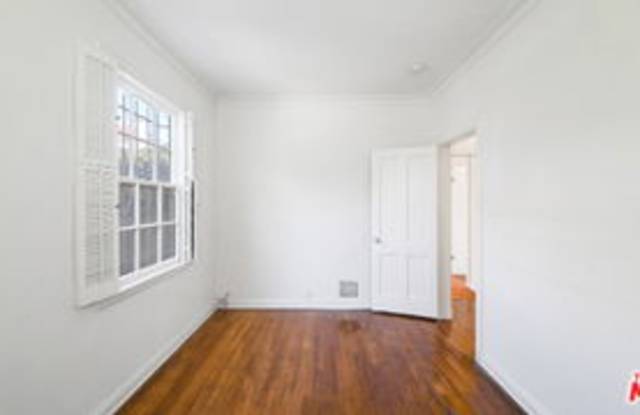 1274 South Beverly Glen Boulevard photos photos