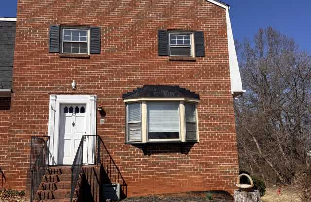 179 Holmes Circle - 179 Holmes Circle, Lynchburg, VA 24501