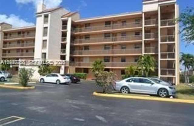 10155 NW 9th St Cir photos photos