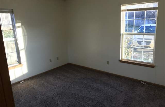 714 Deerbrook Circle - E Gallery 3