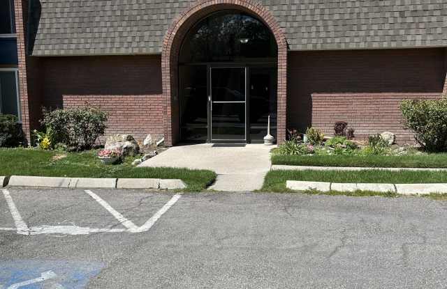 50 W Lester Ave #H-13 - 1 photos photos