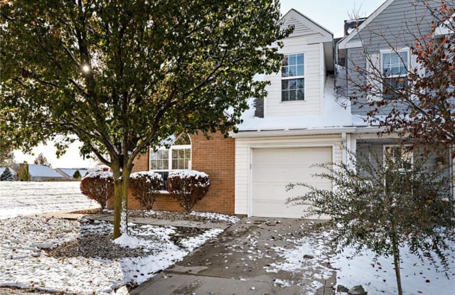 546 Crawford Drive - 546 Crawford Drive, Westfield, IN 46074