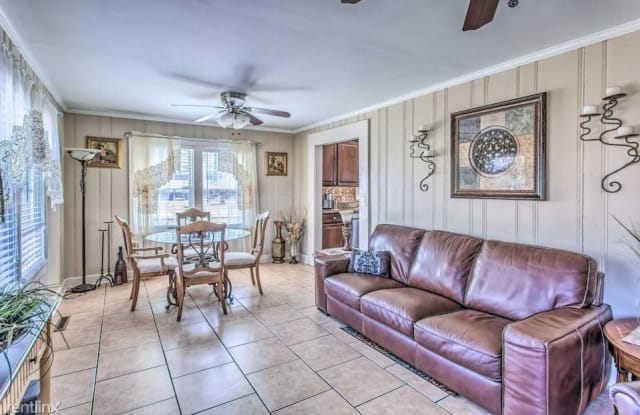 309 6th Avenue North - 309 6th Avenue North, Myrtle Beach, SC 29577
